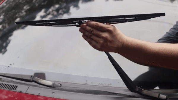 Tự thay thanh gạt nước tại nhà- Ảnh 6. Tự thay thanh gạt nước tại nhà- Ảnh 6.