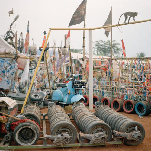 Chiếc Vespa tại sự kiện Java Rosok Extreme, sự kiện hàng năm ở Bekasi, Tây Java.