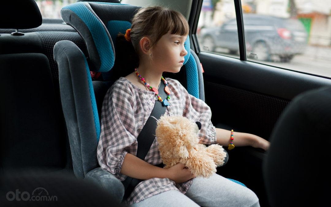 12 mẹo giúp trẻ ngừng khóc khi di chuyển trên xe ô tô- Ảnh 1. 12 mẹo giúp trẻ ngừng khóc khi di chuyển trên xe ô tô- Ảnh 1.