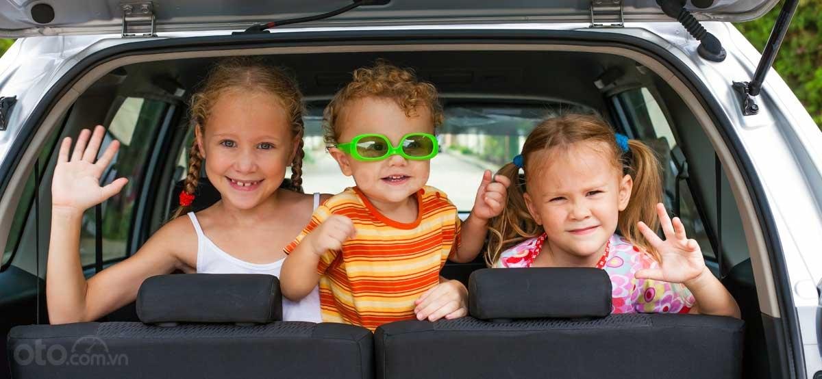 12 mẹo giúp trẻ ngừng khóc khi di chuyển trên xe ô tô- Ảnh 6. 12 mẹo giúp trẻ ngừng khóc khi di chuyển trên xe ô tô- Ảnh 6.