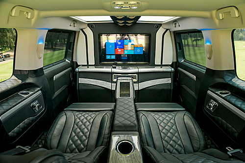 Khoang thương gia trên bản Traveller Premium. 