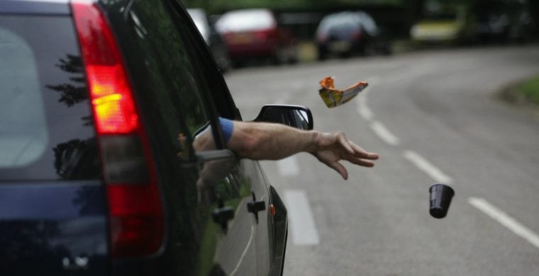 Những quy tắc bắt buộc phải nhớ khi tham gia giao thông- Ảnh 9.