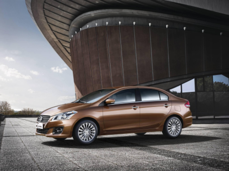 Suzuki Ciaz - chiếc sedan doanh nhân phù hợp với nhu cầu di chuyển trong đô thị có giá bán dưới 500 triệu đồng.