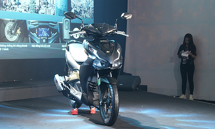 Honda Air Blade thế hệ mới đời 2020 ra mắt tại TP HCM. 