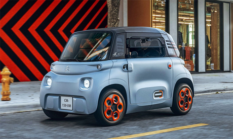 Ami với kích thước nhỏ gọn, động cơ điện, dành cho người từ 14 tuổi và không cần bằng lái. Ảnh: Citroen