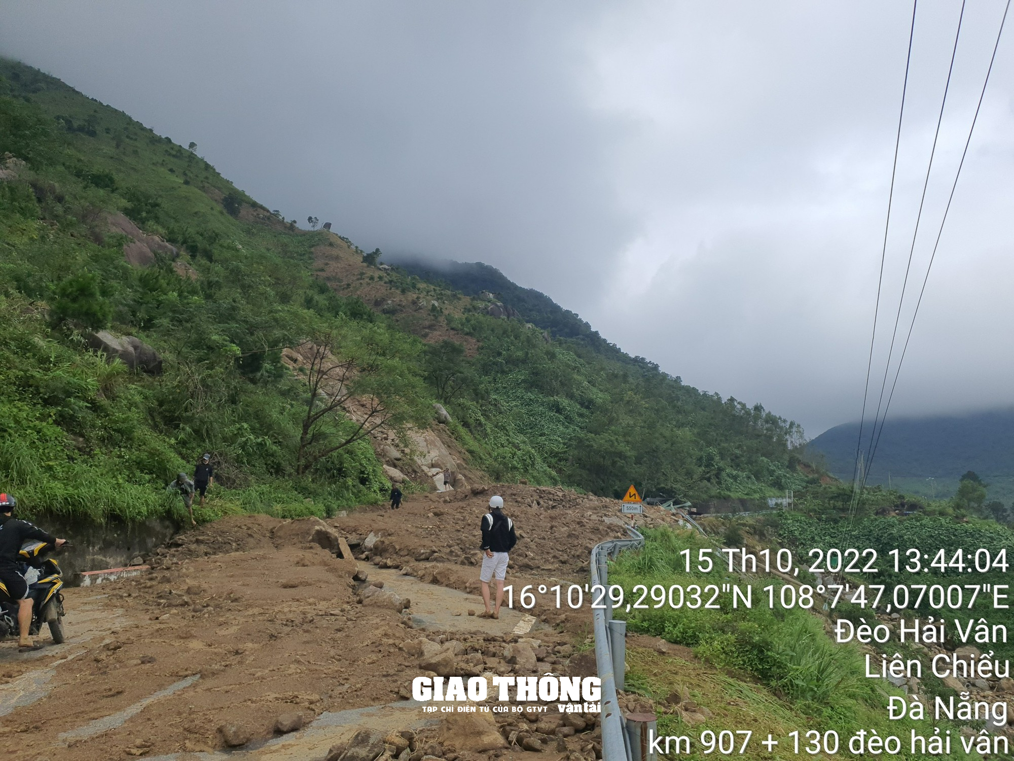 Sạt lở các tuyến đường trọng yếu ở Đà Nẵng, Quảng Nam: Kết quả khắc phục thế nào? - Ảnh 12. Sạt lở các tuyến đường trọng yếu ở Đà Nẵng, Quảng Nam: Kết quả khắc phục thế nào? - Ảnh 12.