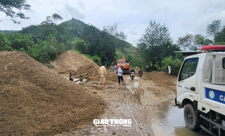 Sạt lở các tuyến đường trọng yếu ở Đà Nẵng, Quảng Nam: Kết quả khắc phục thế nào? - Ảnh 11. Sạt lở các tuyến đường trọng yếu ở Đà Nẵng, Quảng Nam: Kết quả khắc phục thế nào? - Ảnh 11.
