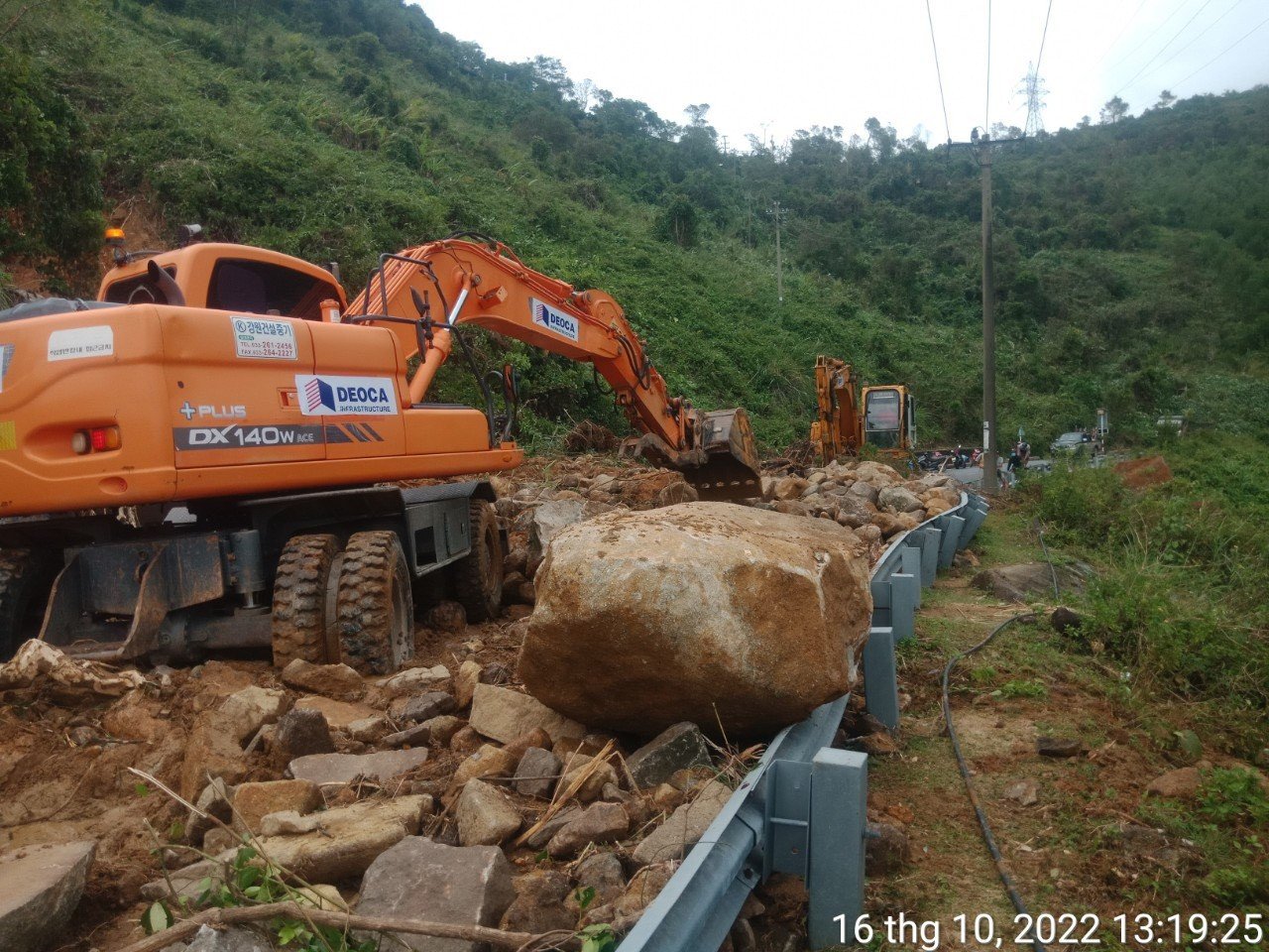 Chuyện chưa kể trắng đêm thông hầm Hải Vân sau lũ quét kinh hoàng - Ảnh 6.