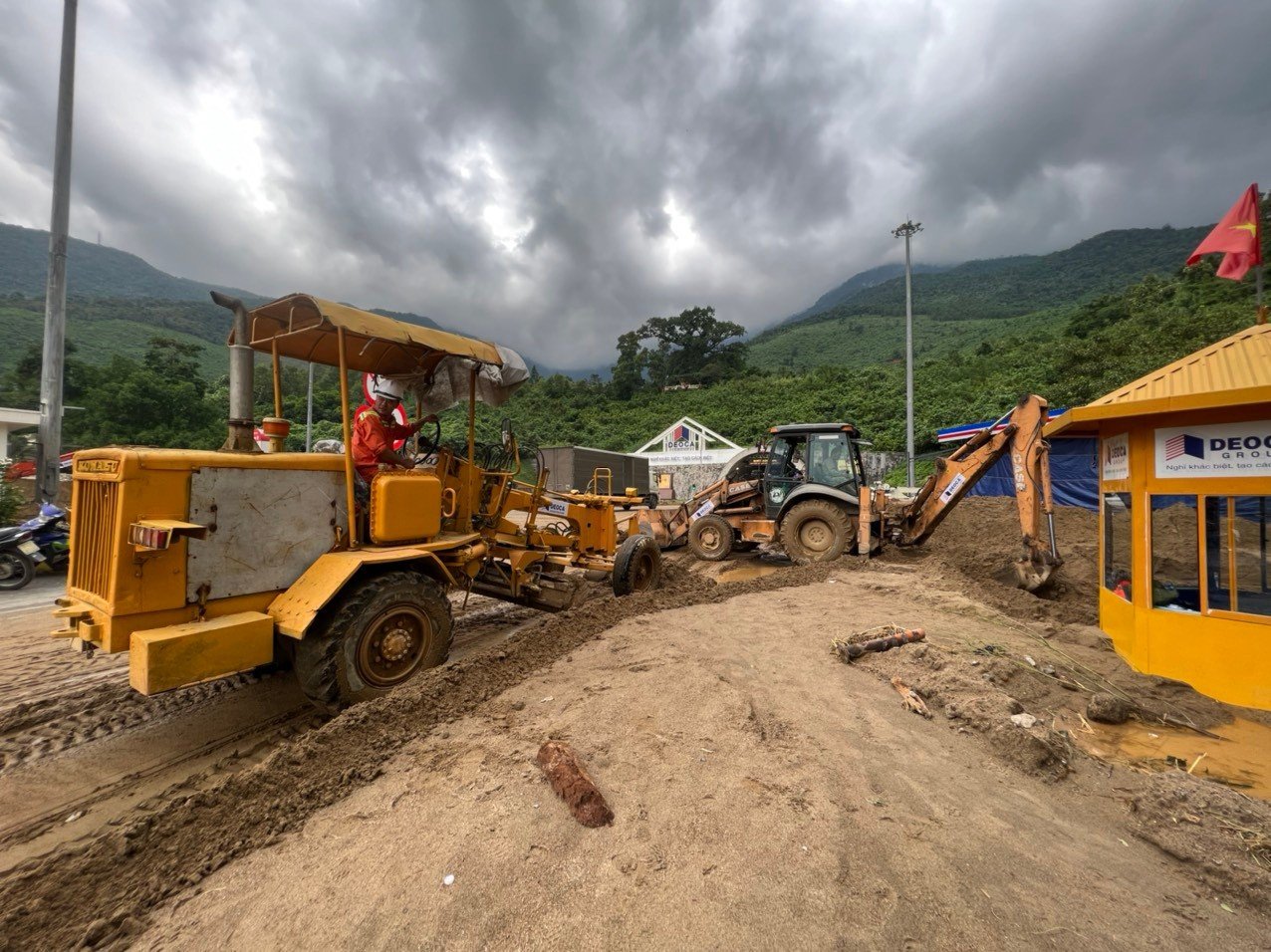 Chuyện chưa kể trắng đêm thông hầm Hải Vân sau lũ quét kinh hoàng - Ảnh 5.