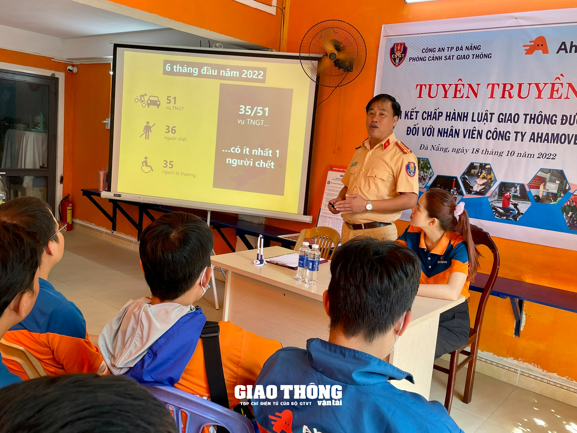 CSGT Đà Nẵng "bắt mạch, trị bệnh" lỗi vi phạm về TTATGT cho tài xế công nghệ - Ảnh 4.