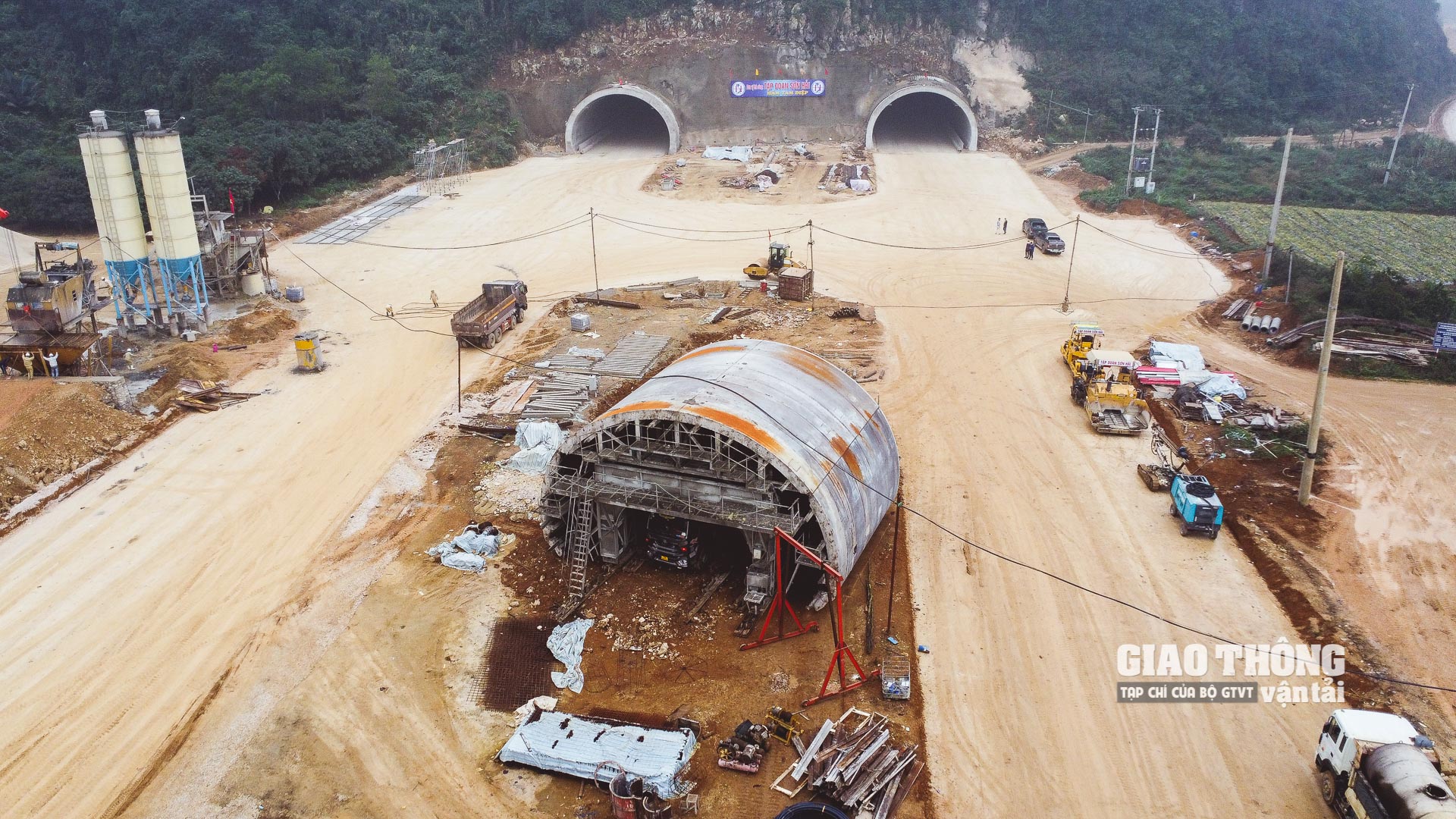 Cam kết bảo hành cao tốc 10 năm: Nhà thầu trong liên danh chung phản đối - Ảnh 1.