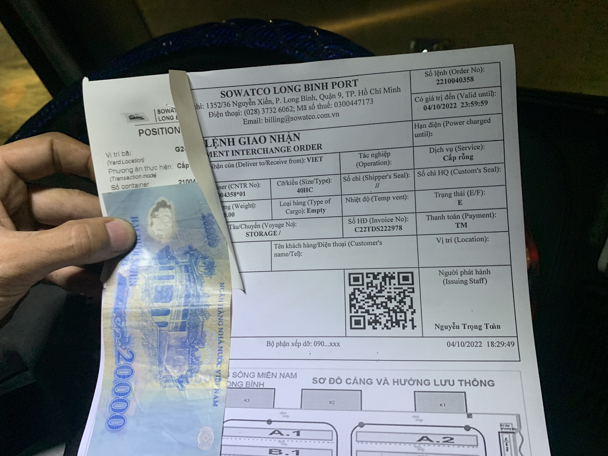 Những “góc khuất” ở cảng container tại TP.HCM - Ảnh 1.