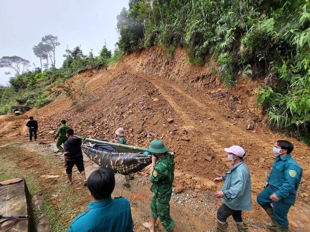 Hạ tầng giao thông Quảng Nam thiệt hại gần 50 tỷ sau mưa bão số 4 - Ảnh 1.