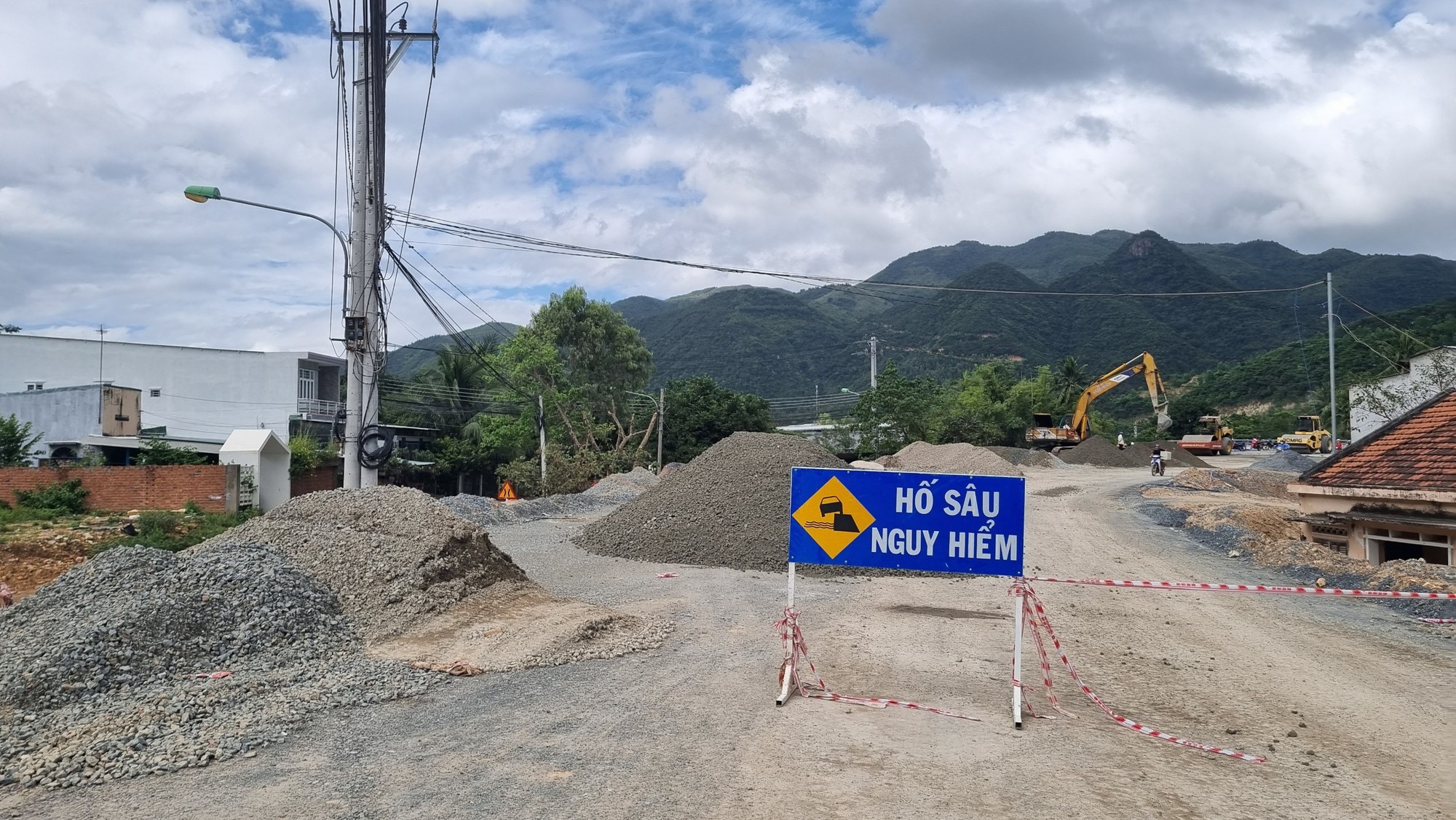 Khánh Hòa tăng tốc thi công, sớm thông xe kỹ thuật đường Tỉnh lộ 3 - Ảnh 6.