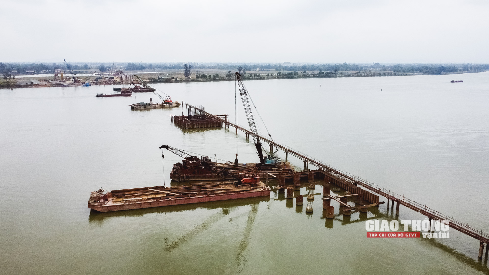 Phóng sự ảnh: Khởi sắc công trường cao tốc Diễn Châu - Bãi Vọt - Ảnh 16.