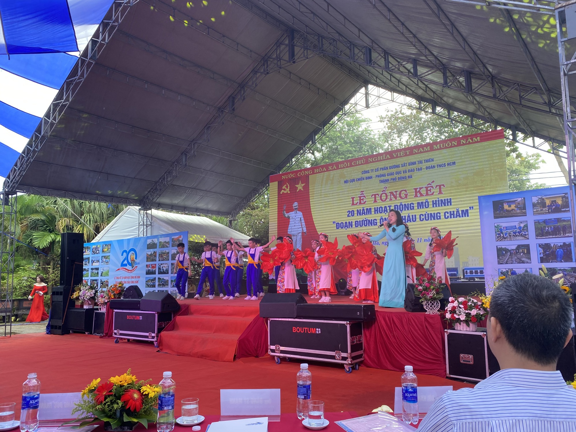 Dấu ấn 20 năm "Đoạn đường ông cháu cùng chăm" - Ảnh 11.