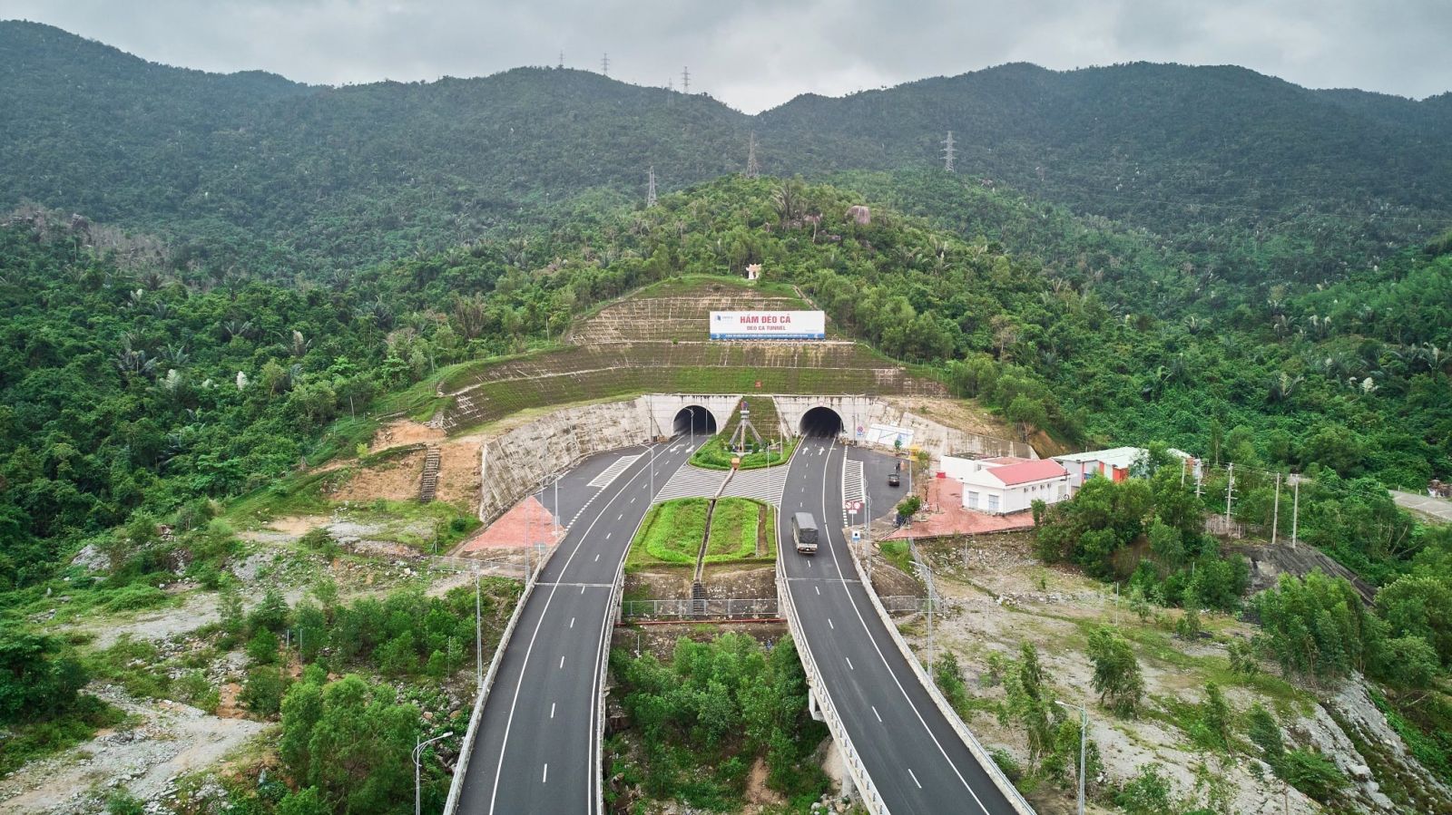 Bộ GTVT đề nghị VietinBank giữ nguyên nhóm nợ doanh nghiệp dự án hầm Đèo Cả - Ảnh 1.