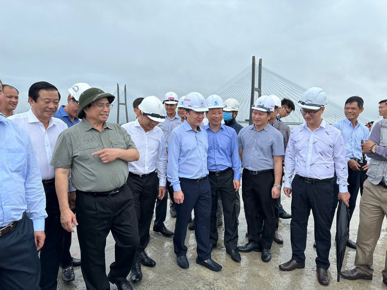 Một nhà thầu cam kết hoàn thành đúng tiến độ 4 dự án cao tốc Bắc - Nam - Ảnh 22. Một nhà thầu cam kết hoàn thành đúng tiến độ 4 dự án cao tốc Bắc - Nam - Ảnh 22.