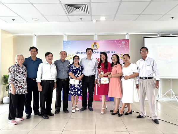 Công đoàn GTVTVN gặp mặt cán bộ hưu trí tại khu vực phía Nam  - Ảnh 2.