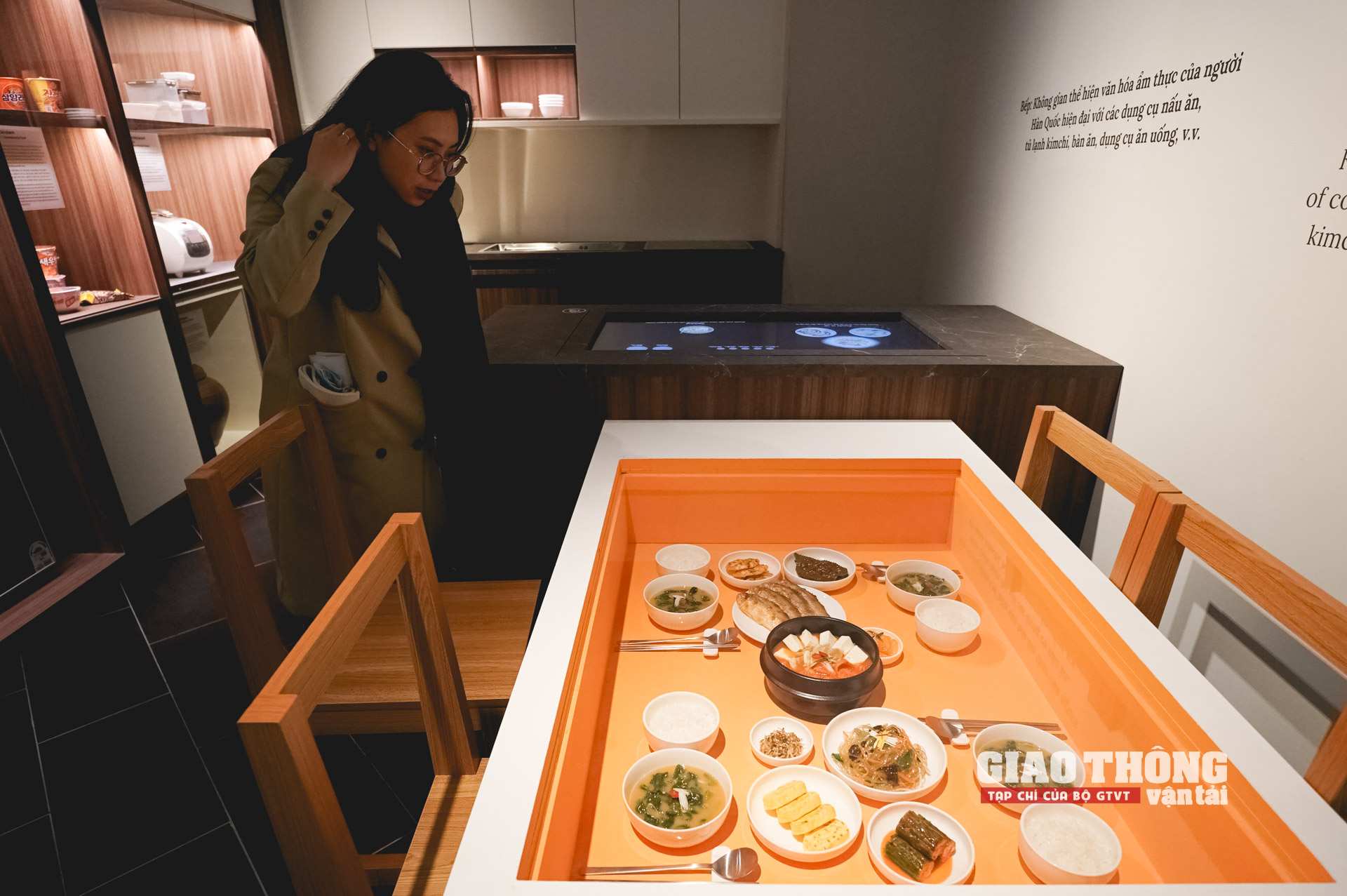 Ảnh: Trải nghiệm cuộc sống đời thường Hàn Quốc ngay tại Thủ đô Hà Nội - Ảnh 11.