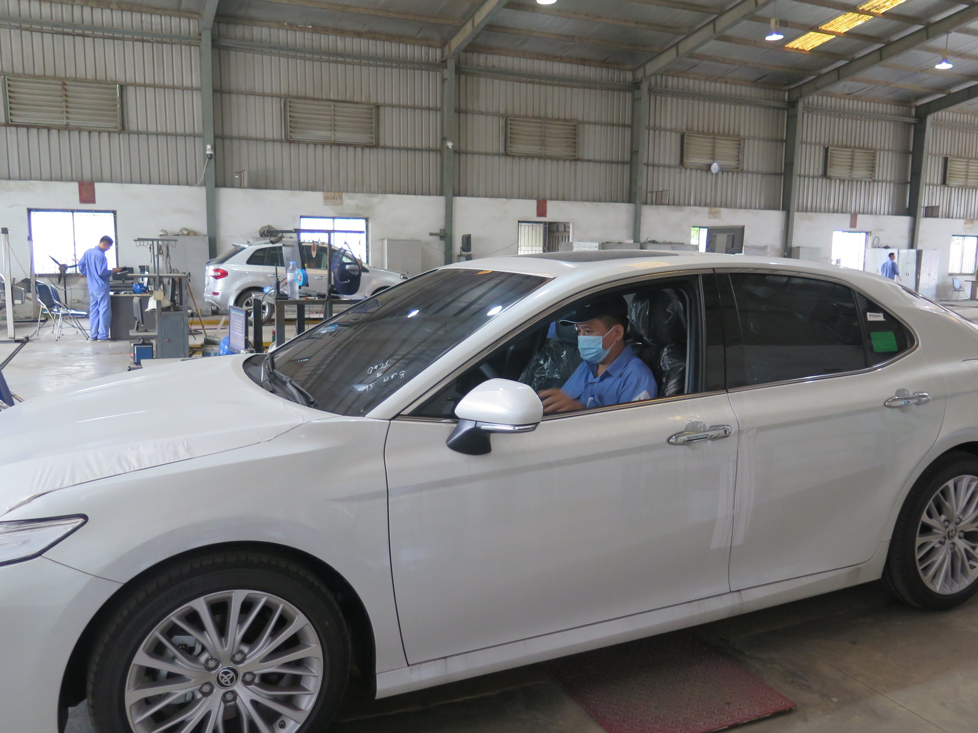 Xe ô tô mới sắp được miễn đăng kiểm lần đầu - Ảnh 2. Xe ô tô mới sắp được miễn đăng kiểm lần đầu - Ảnh 2.