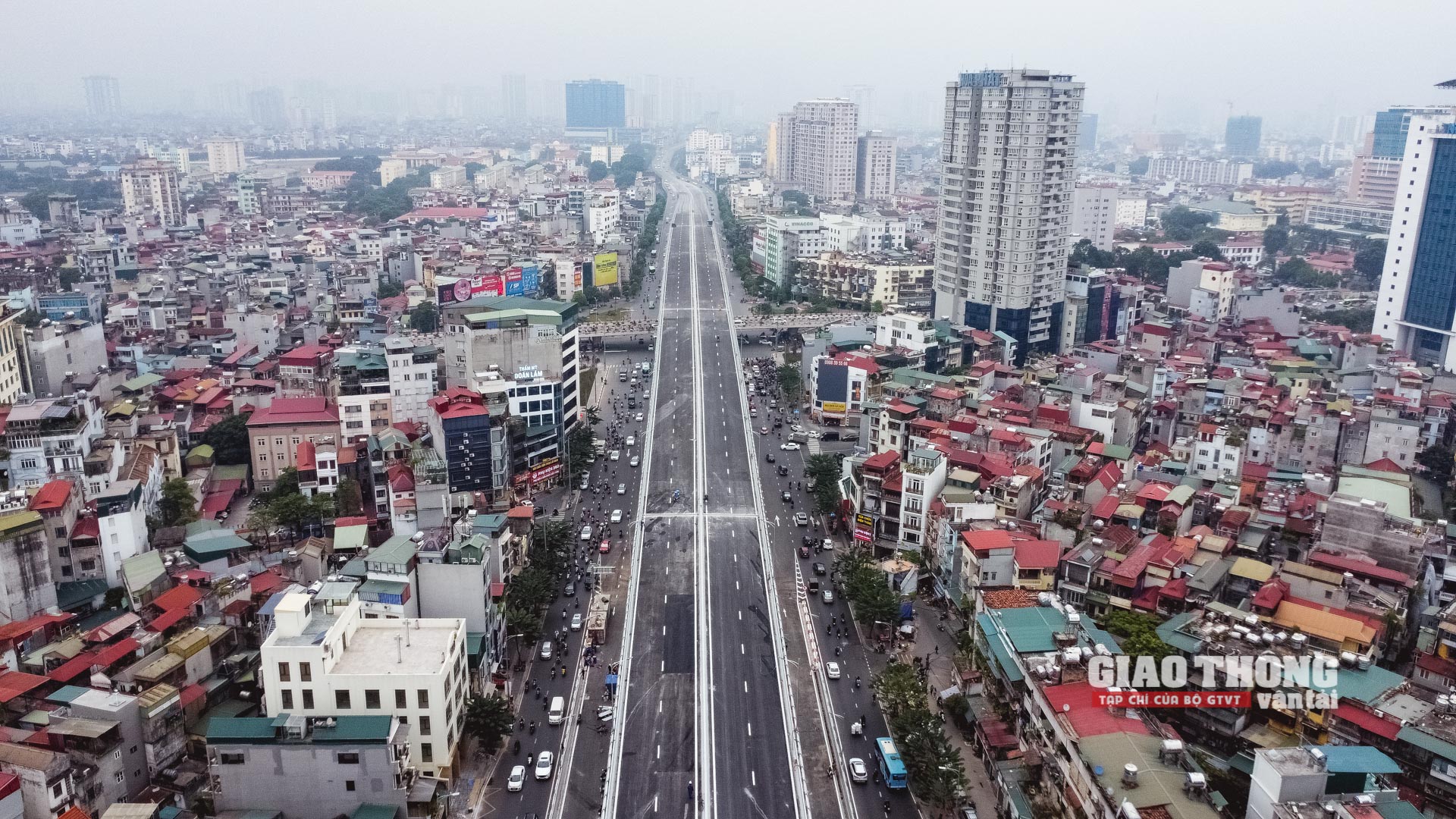 Ảnh: Xem hai nhà thầu lớn làm đường trên cao đẹp nhất Hà Nội - Ảnh 19. Ảnh: Xem hai nhà thầu lớn làm đường trên cao đẹp nhất Hà Nội - Ảnh 19.