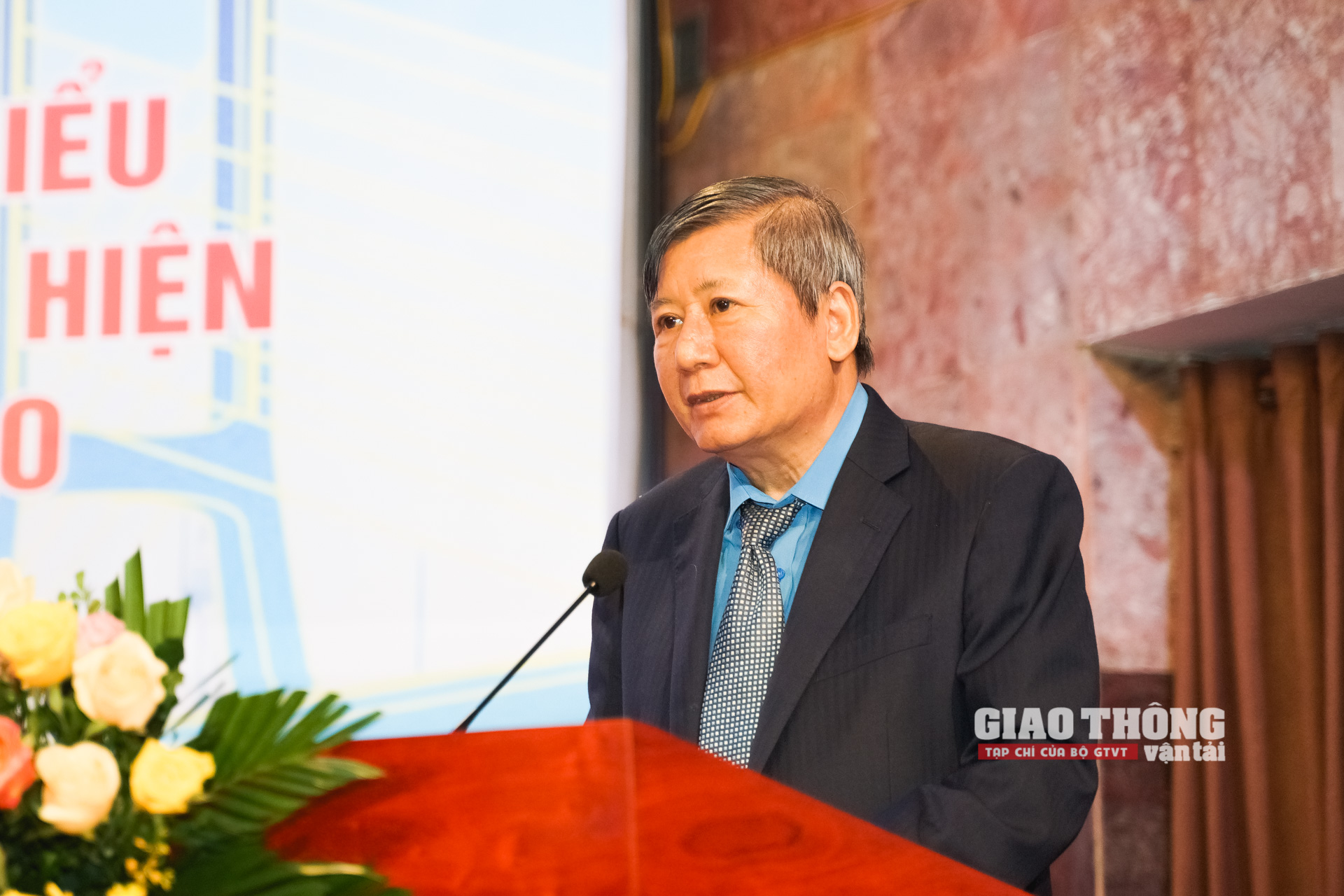 Vinh danh những bông hoa tươi thắm nhất ngành GTVT - Ảnh 5.