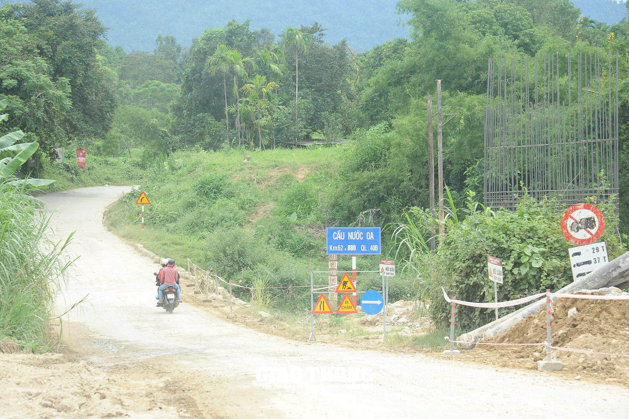 Rốt ráo GPMB, đẩy nhanh tiến độ thi công 2 công trình cầu trên QL40B ở Quảng Nam - Ảnh 4.