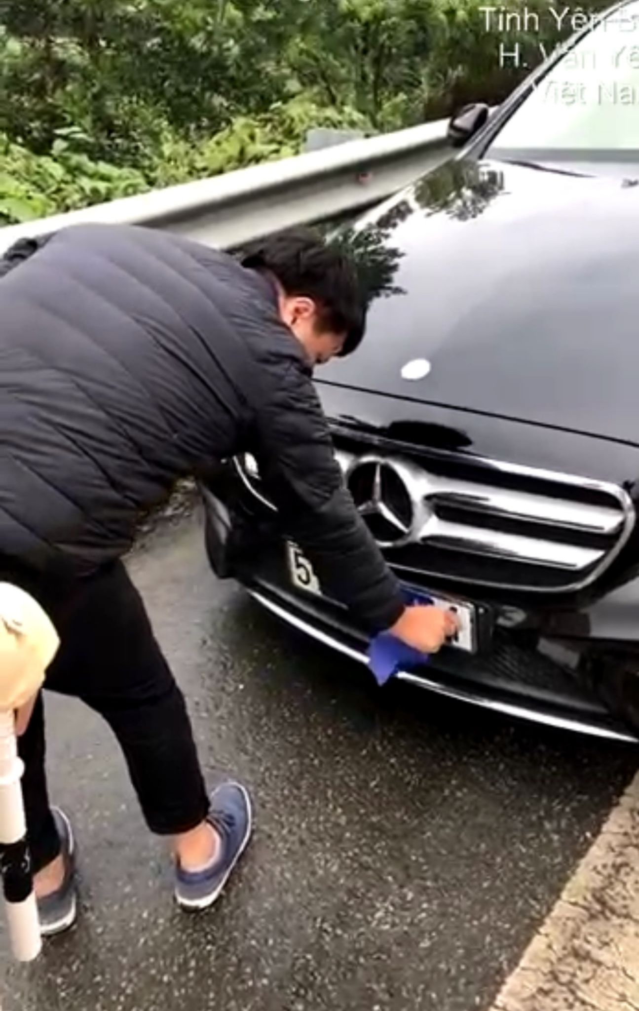 CSGT phát hiện xử lý trên 70 ô tô che biển số, đeo biển số giả trên cao tốc - Ảnh 1.