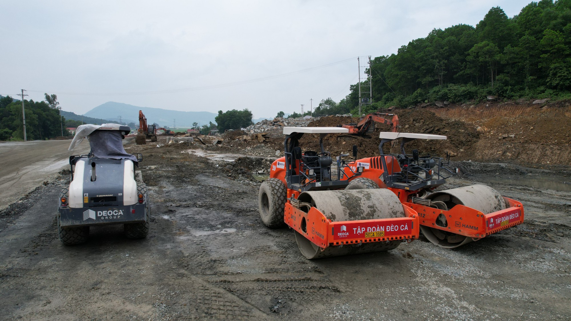 Cận cảnh hầm lớn nhất cao tốc Bắc-Nam qua Thanh Hóa chuẩn bị hoàn thành - Ảnh 8. Cận cảnh hầm lớn nhất cao tốc Bắc-Nam qua Thanh Hóa chuẩn bị hoàn thành - Ảnh 8.