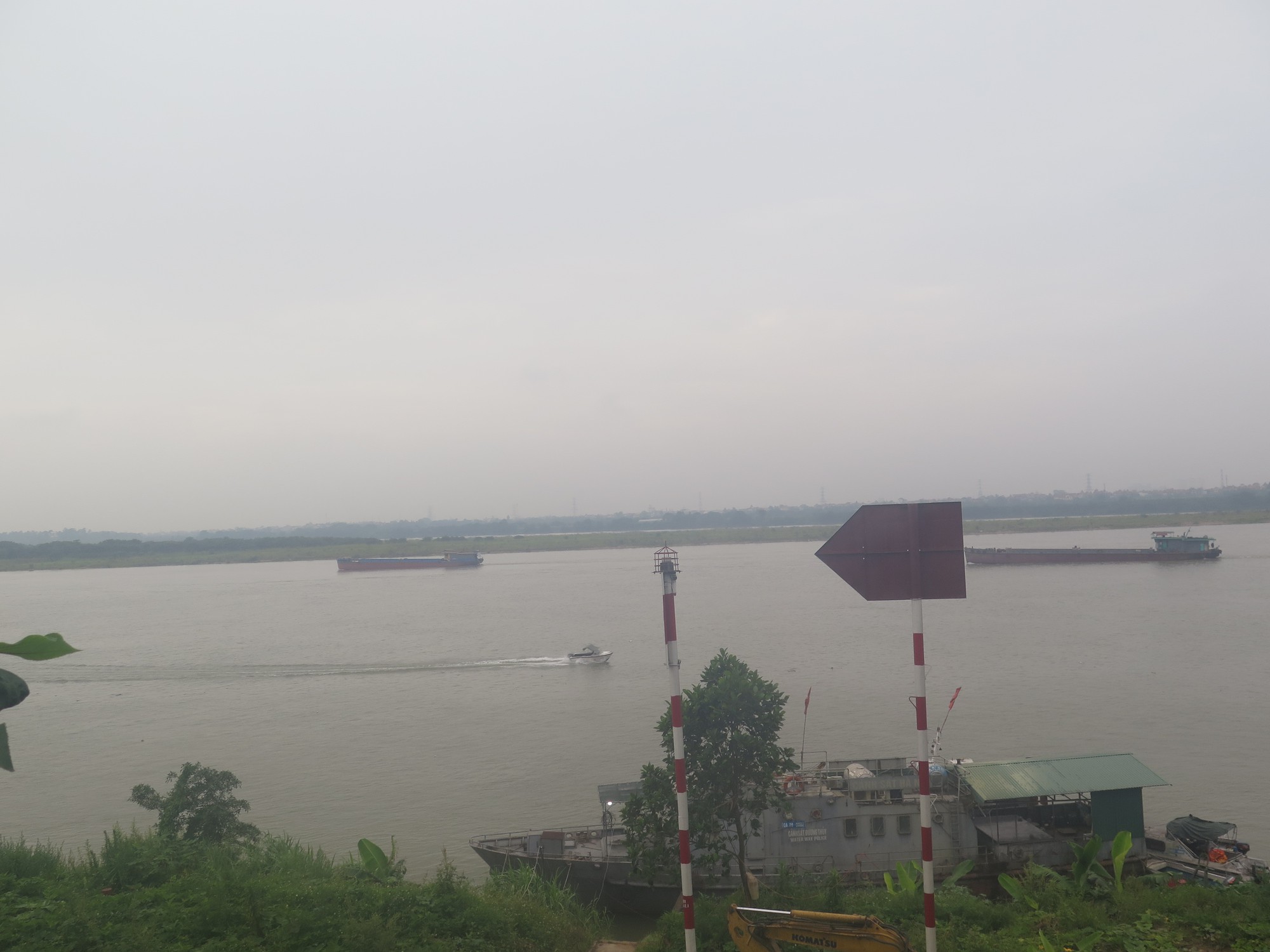 Hệ thống công nghệ đường thủy nhiều trục trặc, giải quyết thế nào? - Ảnh 3. Hệ thống công nghệ đường thủy nhiều trục trặc, giải quyết thế nào? - Ảnh 3.