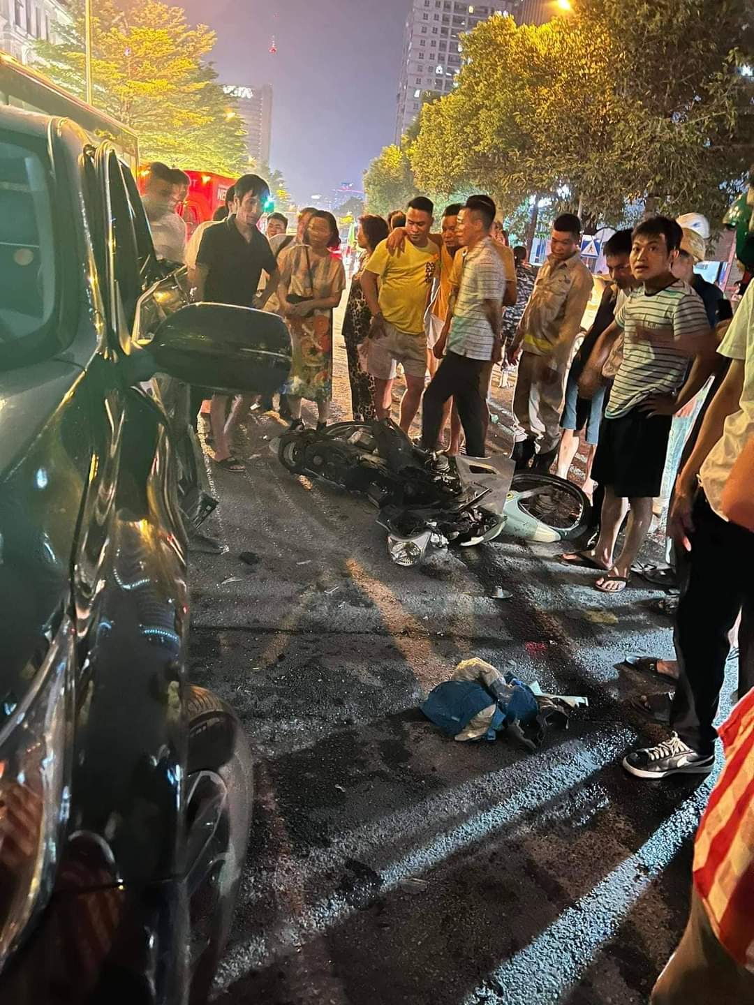 Lái xe gây tai nạn liên hoàn vi phạm nồng độ cồn "khủng" đường Nguyễn Chánh - Ảnh 1.