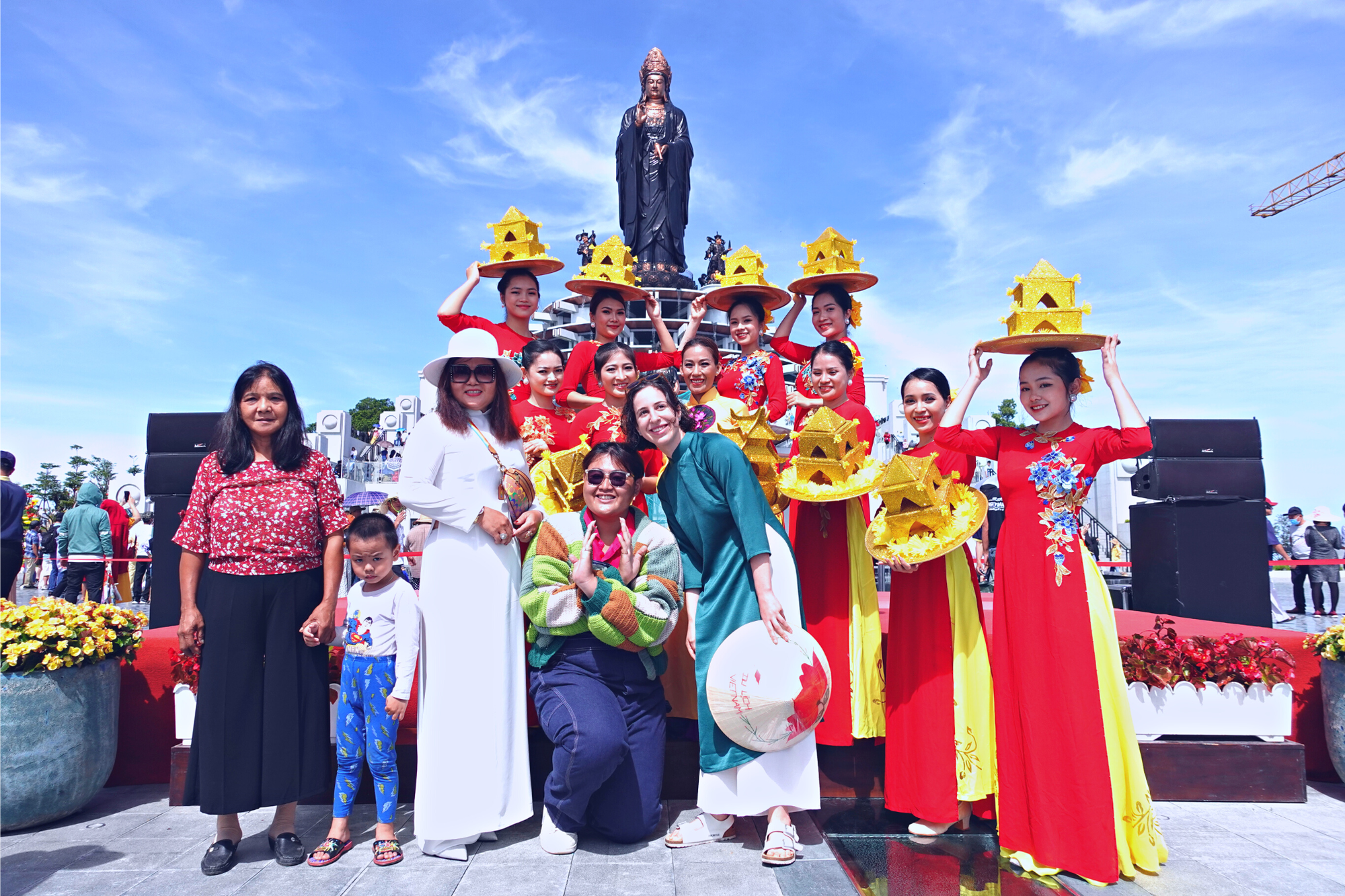 Về Núi Bà Đen Tây Ninh dự Hội trăng rằm Vân Sơn - Ảnh 4.