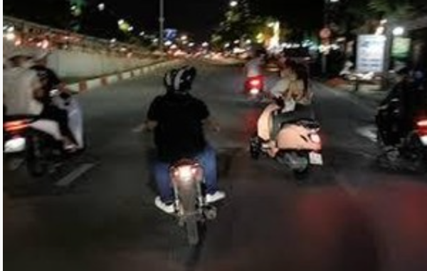 Nhanh chóng bắt giữ nhóm cướp nguy hiểm tại khu vực Mỹ Đình  - Ảnh 1.