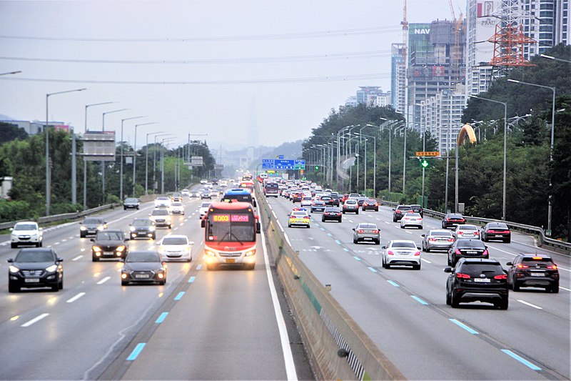 Chinh phục 5.000km cao tốc Việt Nam từ câu chuyện cao tốc Gyeongbu ở Hàn Quốc - Ảnh 1. Chinh phục 5.000km cao tốc Việt Nam từ câu chuyện cao tốc Gyeongbu ở Hàn Quốc - Ảnh 1.