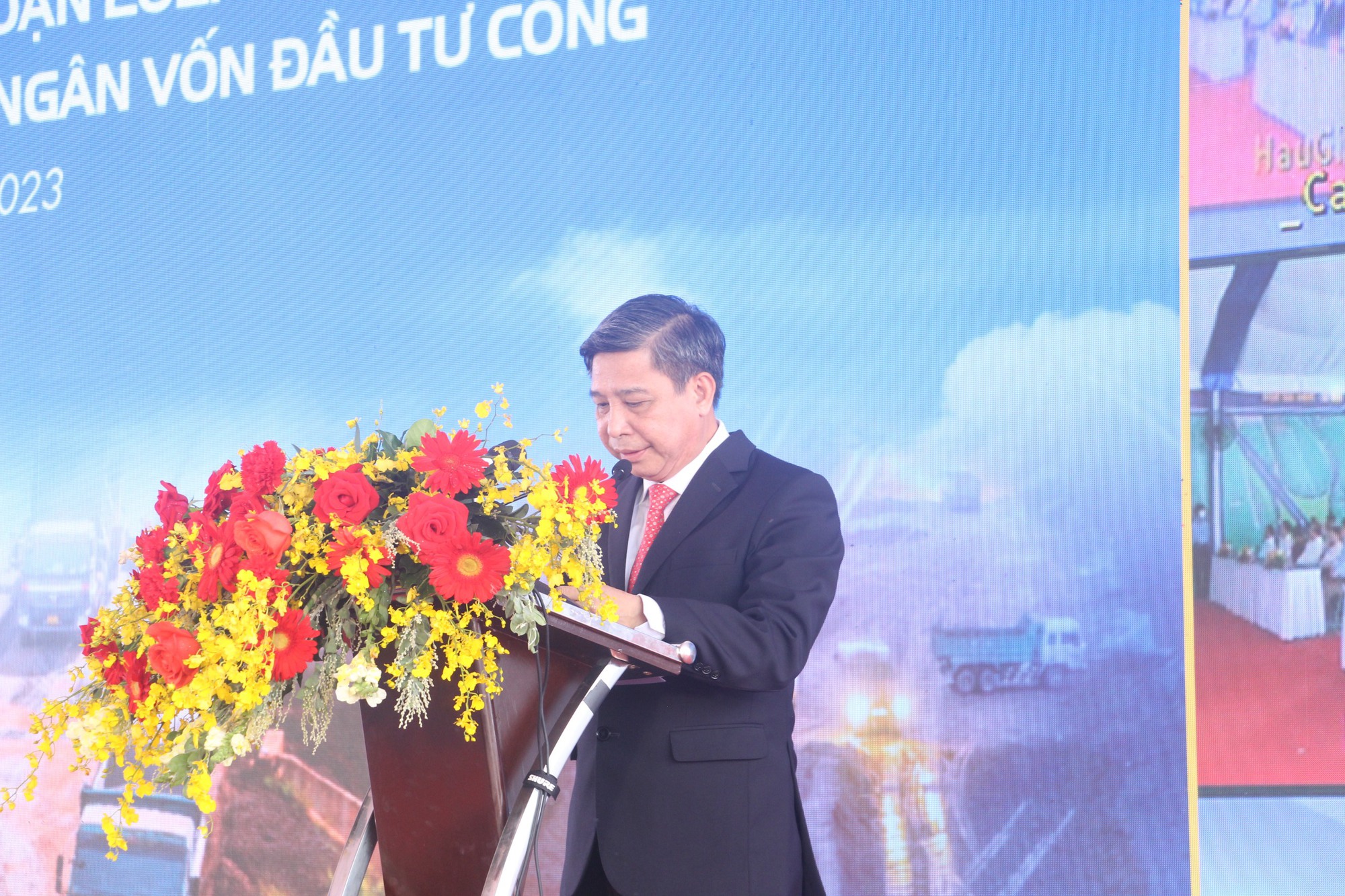 Trực tiếp: Khởi công Dự án cao tốc Bắc - Nam giai đoạn 2021-2025 - Ảnh 2.