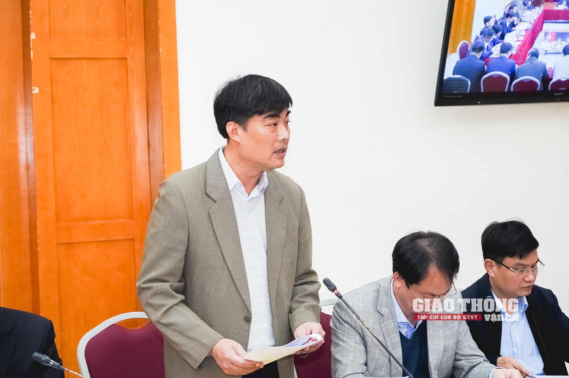 Đầu năm 2023, vận tải tiếp đà tăng trưởng, TNGT giảm sâu - Ảnh 3.