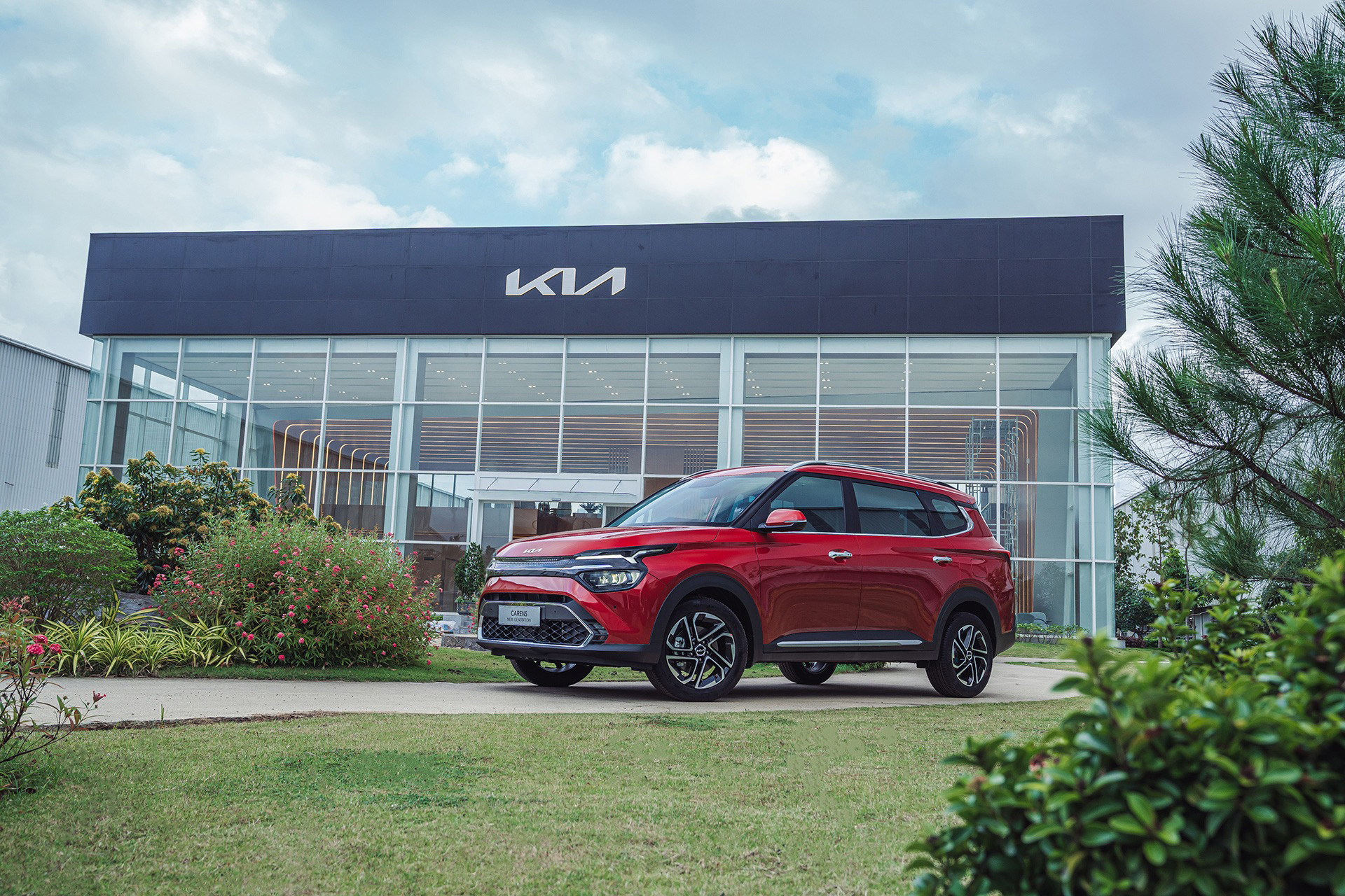 Nhìn lại 2022 - Loạt mẫu xe ô tô đáng chú ý nhất lần đầu ra mắt khách Việt - Ảnh 4. xe mới 2022