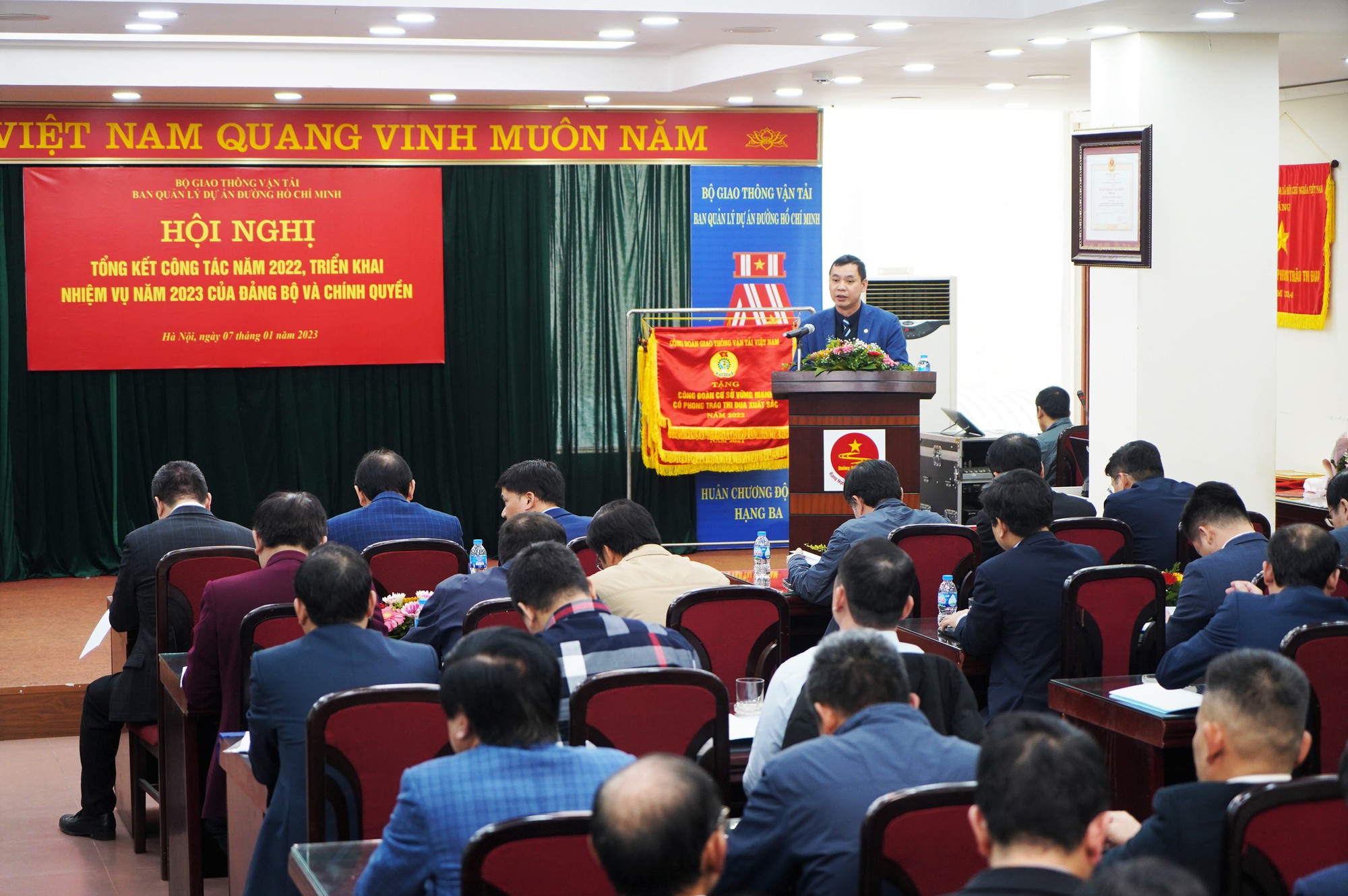 Ban QLDA đường Hồ Chí Minh sẽ "tăng tốc" hàng loạt dự án trong năm 2023 - Ảnh 1. Ban QLDA đường Hồ Chí Minh sẽ "tăng tốc" hàng loạt dự án trong năm 2023 - Ảnh 1.