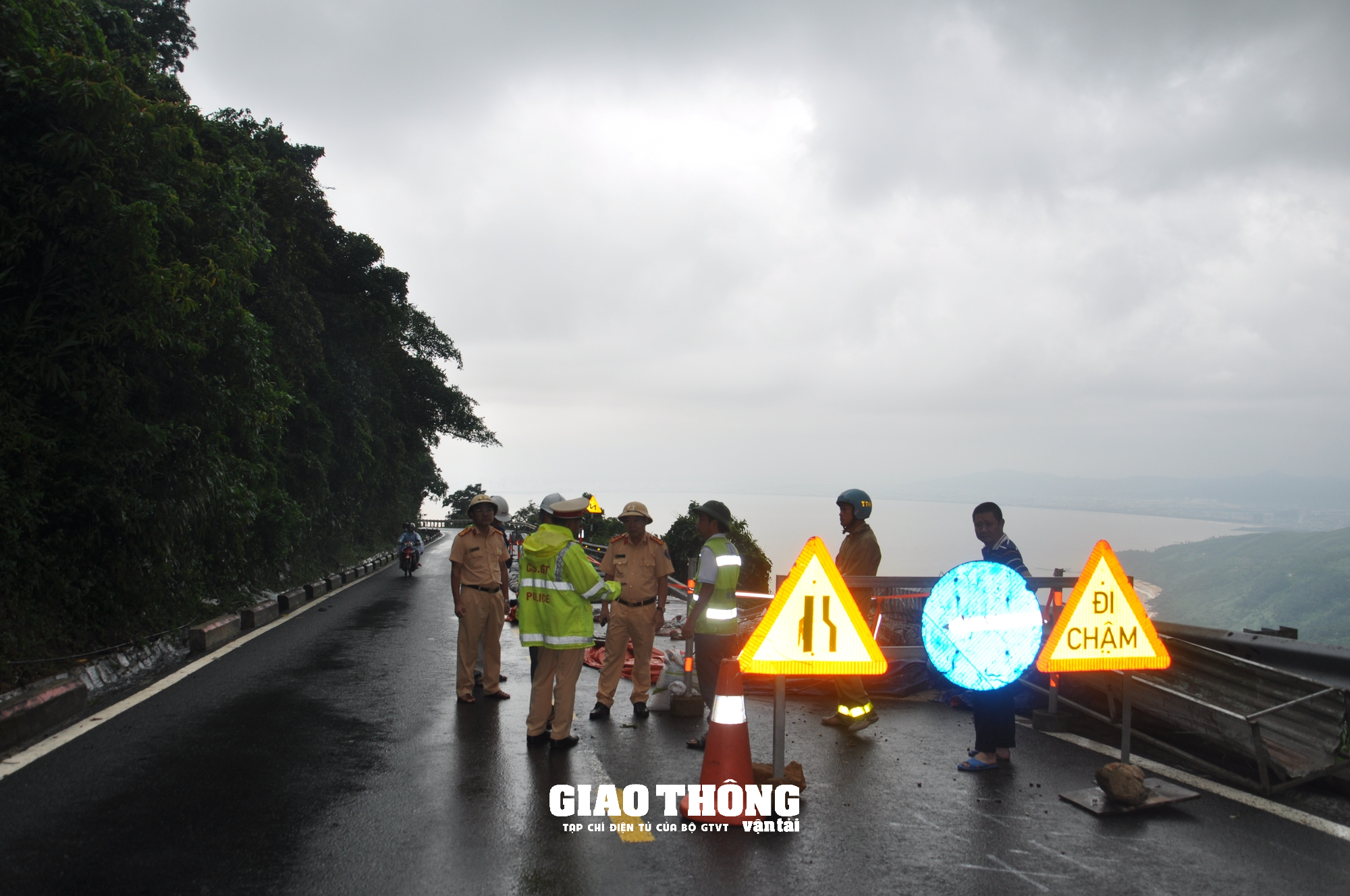 Đà Nẵng linh hoạt tổ chức giao thông, đảm bảo hoạt động dân sinh, du lịch - Ảnh 8.