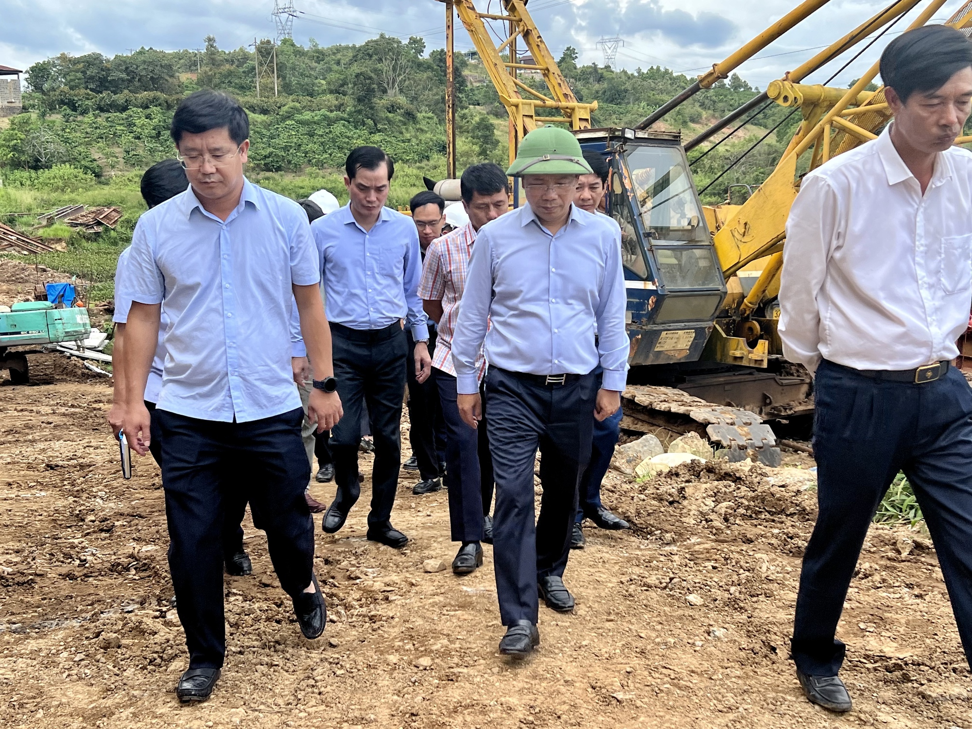 Đẩy nhanh tiến độ dự án nâng cấp đèo Mimosa và các cầu trên Quốc lộ 20 - Ảnh 4.