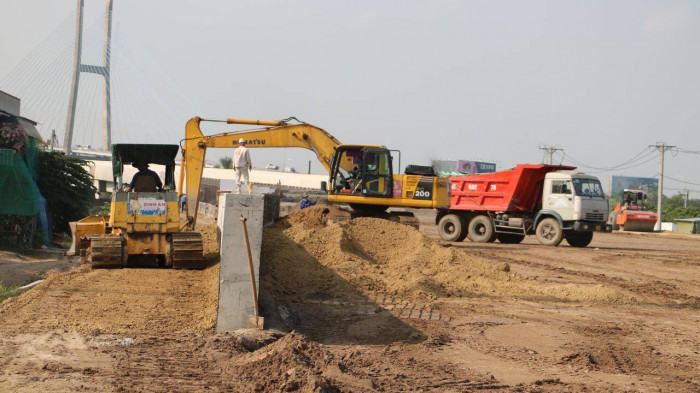 Bộ GTVT yêu cầu xử nghiêm nhà đầu tư, nhà thầu làm chậm cao tốc - Ảnh 3.