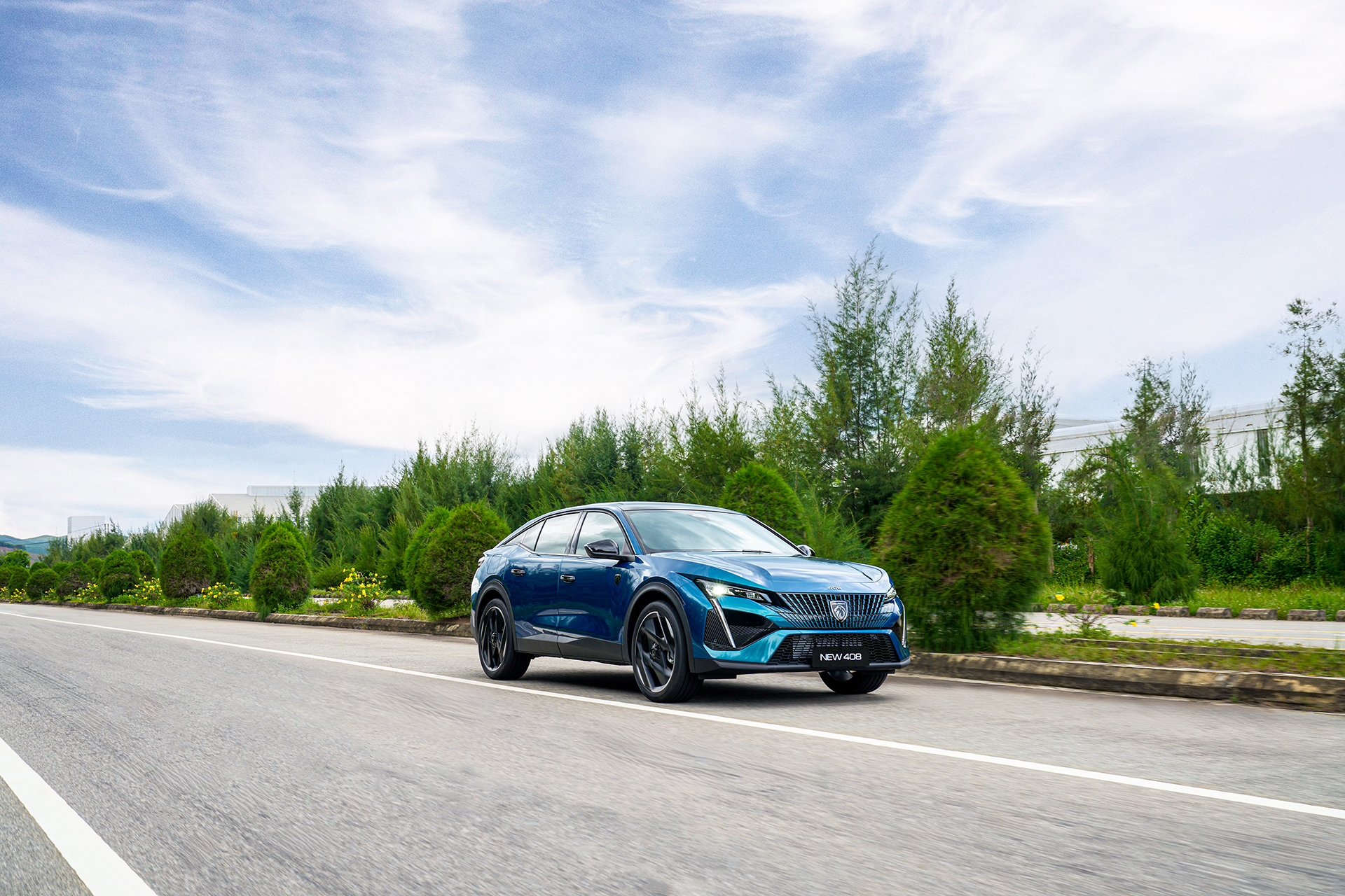 Peugeot 408 được trang bị một loạt công nghệ an toàn hiện đại của hãng ô tô đến từ nước Pháp.