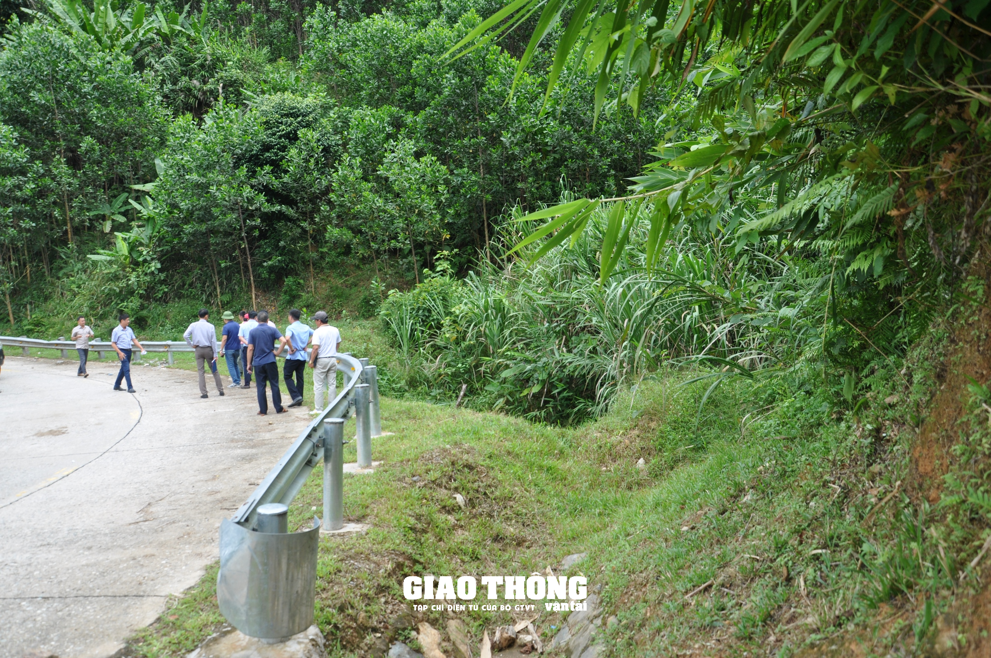 Tăng cường đảm bảo ATGT tuyến Trường Sơn Đông  - Ảnh 4.