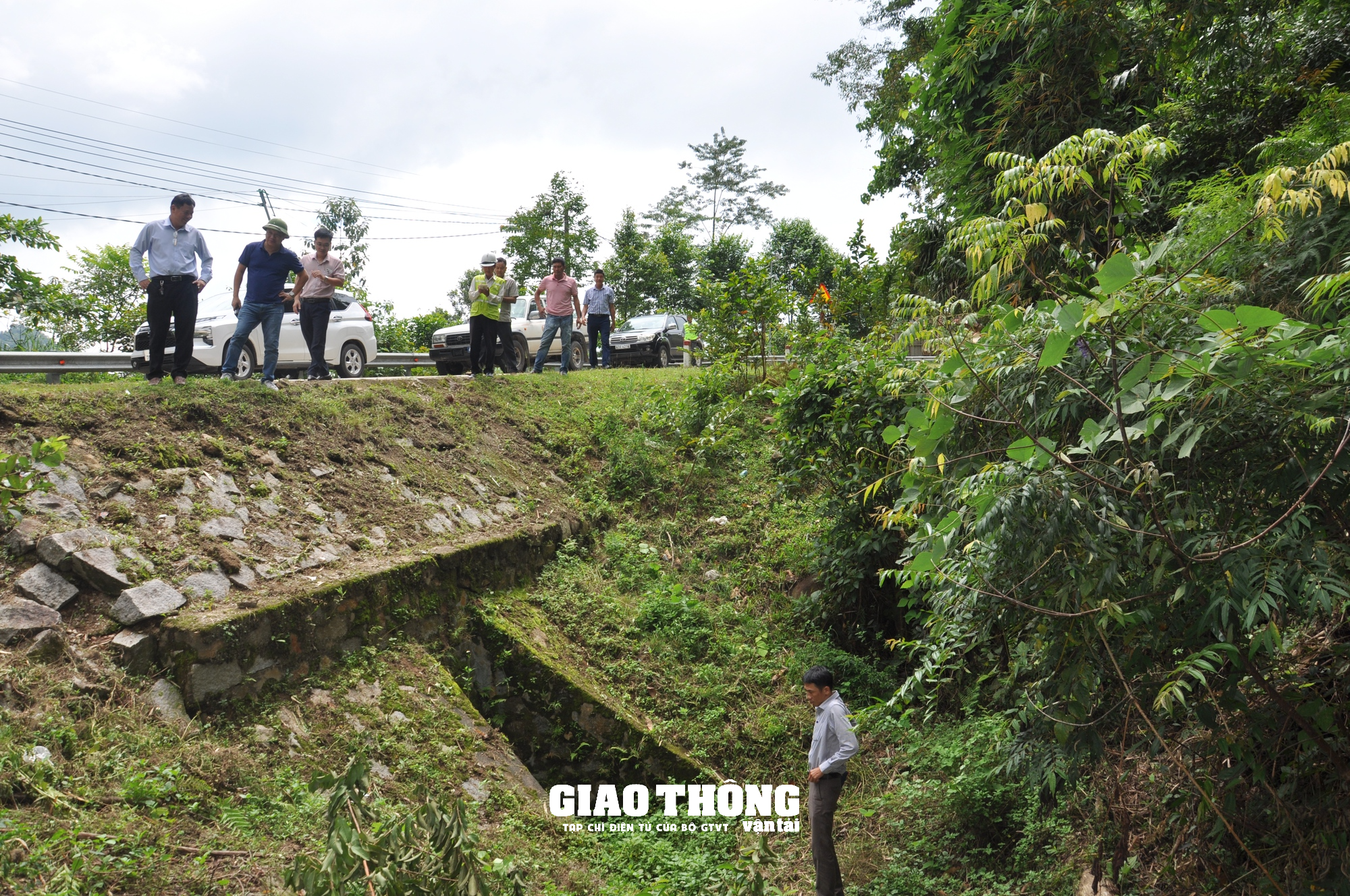 Tăng cường đảm bảo ATGT tuyến Trường Sơn Đông  - Ảnh 7.