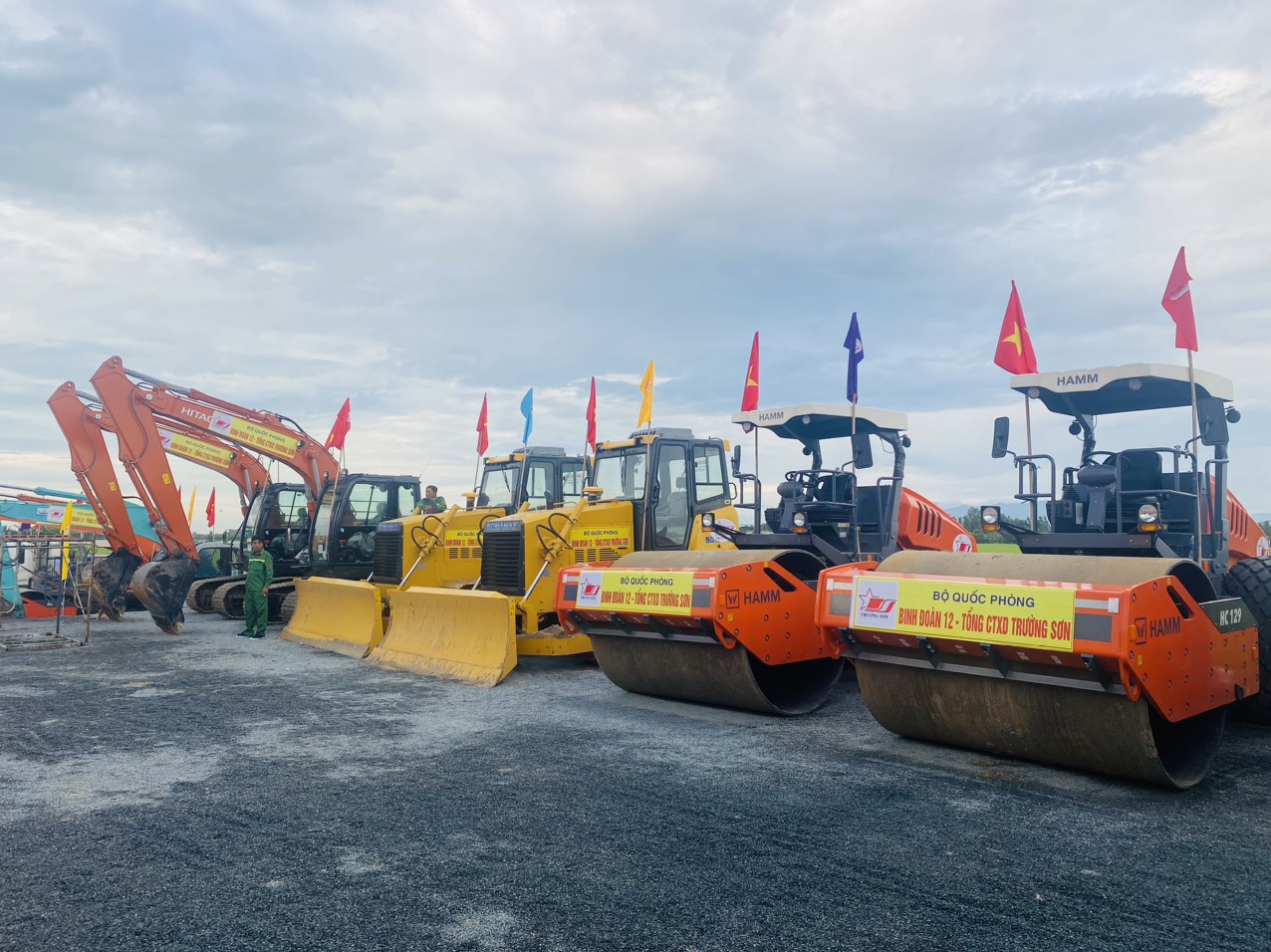 Cần kéo dài thời gian cơ chế đặc thù cao tốc Châu Đốc - Cần Thơ - Sóc Trăng - Ảnh 6. Cần kéo dài thời gian cơ chế đặc thù cao tốc Châu Đốc - Cần Thơ - Sóc Trăng - Ảnh 6.