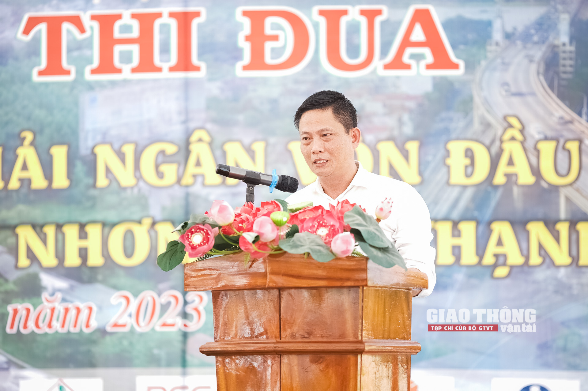 Bắt đầu "chiến dịch" 90 ngày đêm trên công trường cao tốc Quy Nhơn - Chí Thạnh - Ảnh 8.