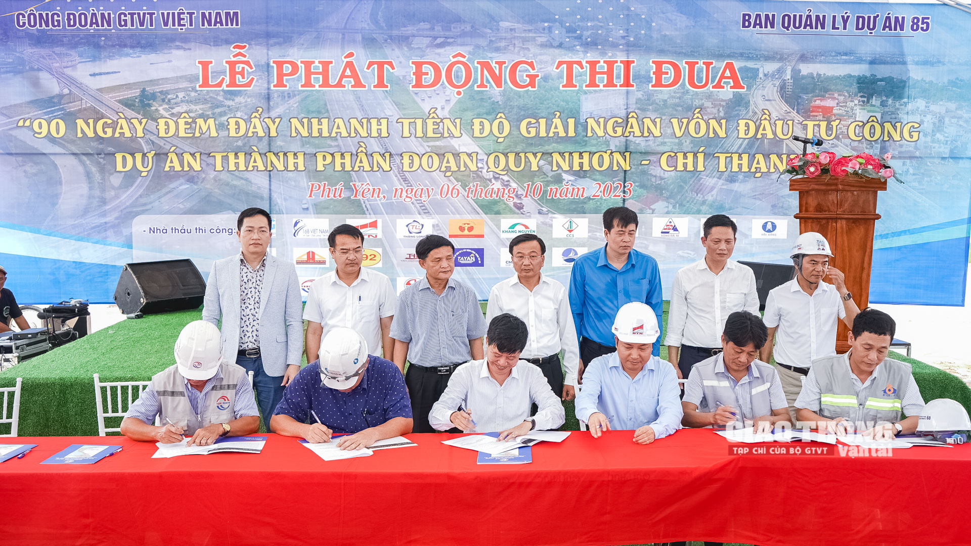 Bắt đầu "chiến dịch" 90 ngày đêm trên công trường cao tốc Quy Nhơn - Chí Thạnh - Ảnh 3.