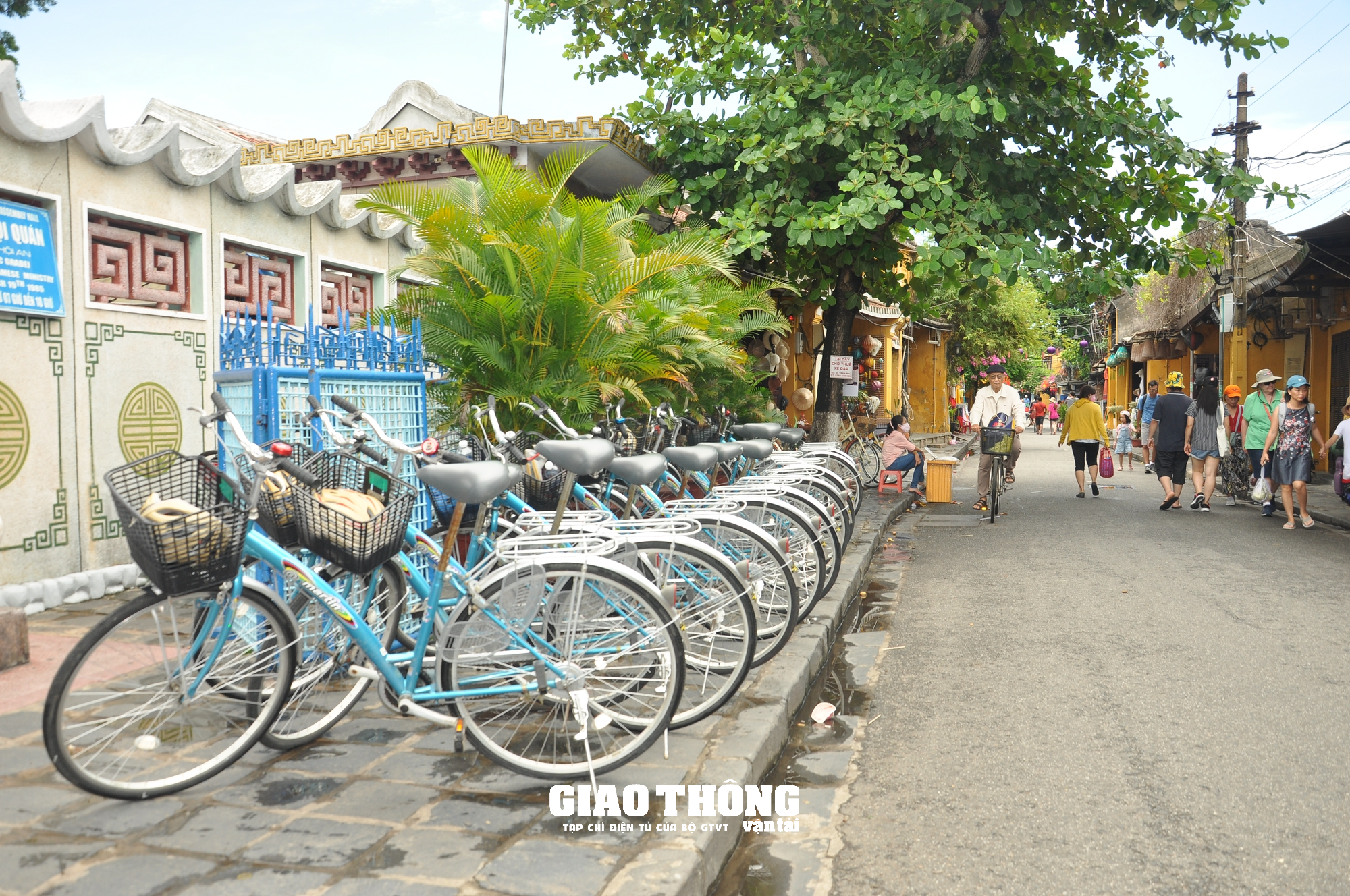 Du khách nói gì về giao thông, đi lại ở Hội An? - Ảnh 1.