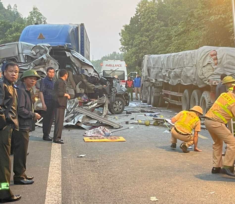  Khởi tố tạm giam tài xế ô tô hợp đồng vụ TNGT đặc biệt nghiêm trọng tại Lạng Sơn - Ảnh 1.